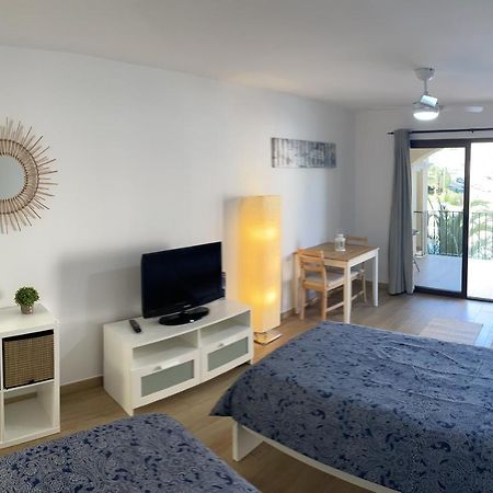 Castle Harbour Los Cristianos Beautiful Studio With Pool View المظهر الخارجي الصورة